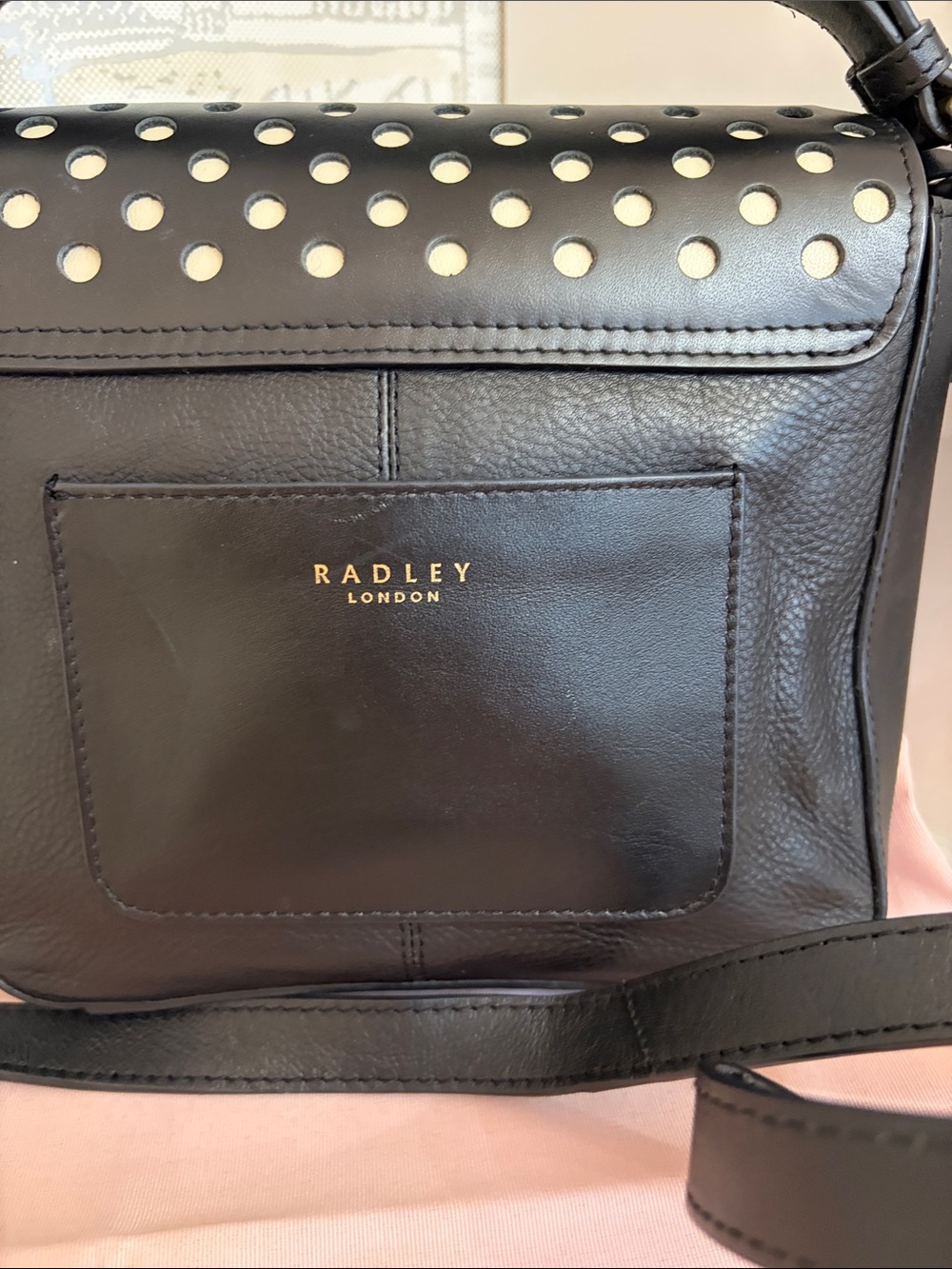 RADLEY LONDON Black Leather Crossbody with Cream Floral Cutouts and Gold Lock - Picture 4 of 16